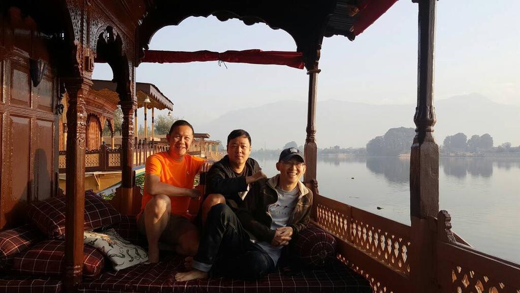 Akbar Group Of Heritage Houseboats Nagīn Bāgh Kültér fotó